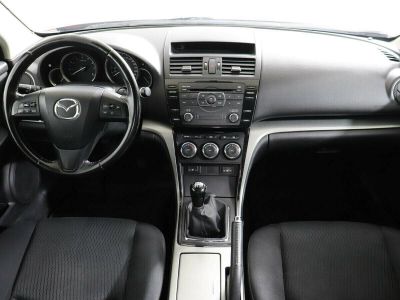 Mazda 6, 1.8 л, МКПП, 2010 фото 2