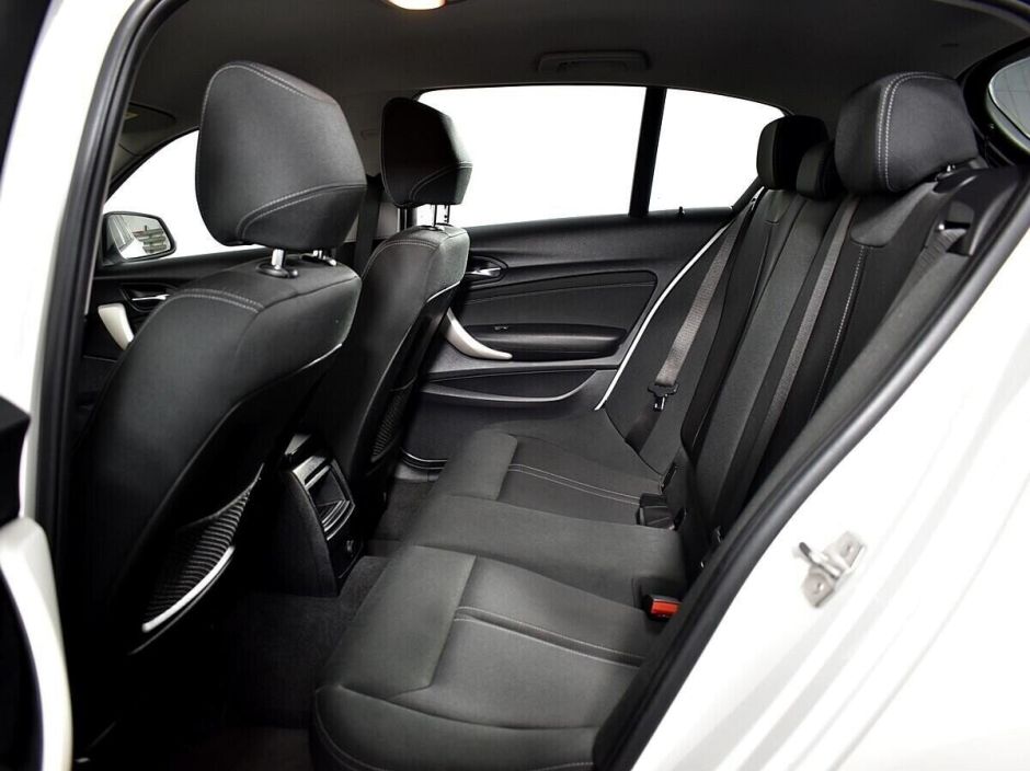 BMW 1 серии, 1.5 л, АТ, 2017 фото 1