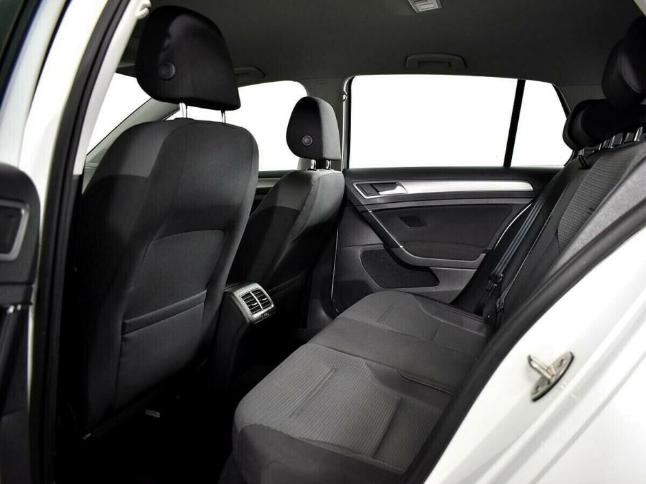 Volkswagen Golf, 1.6 л, АТ, 2017 фото 1