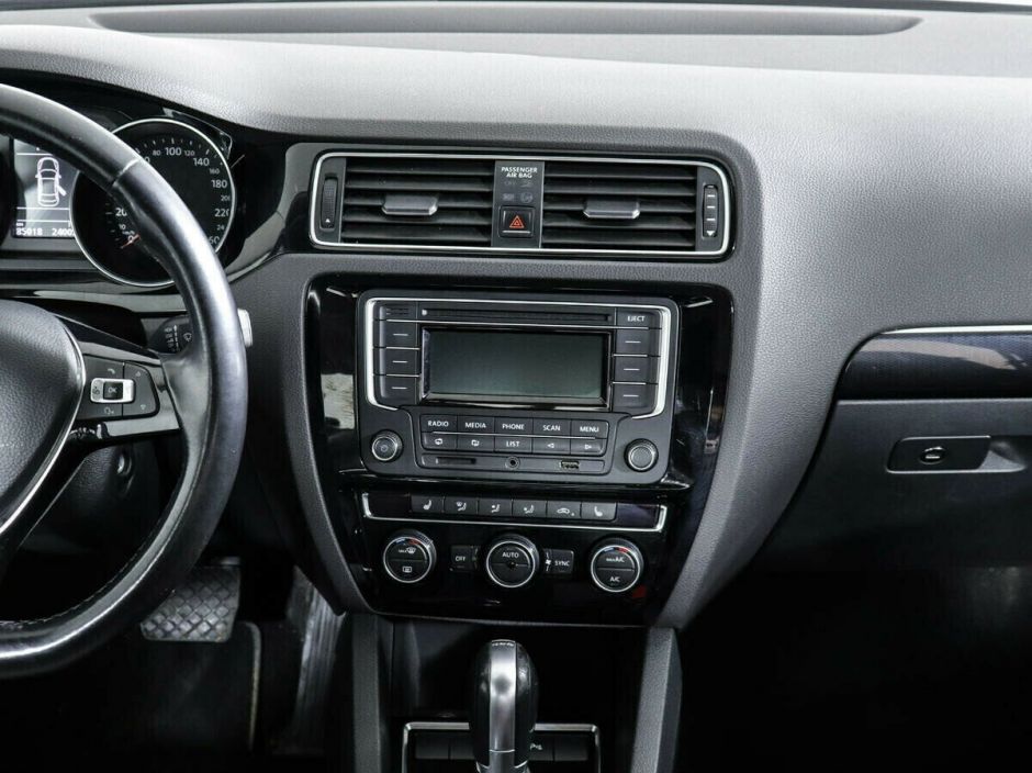 Volkswagen Jetta, 1.4 л, Робот, 2016 фото 2