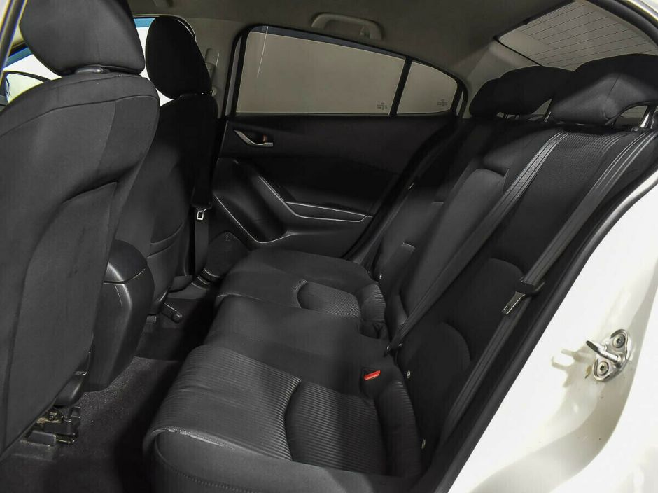 Mazda 3, 1.6 л, АТ, 2013 фото 1