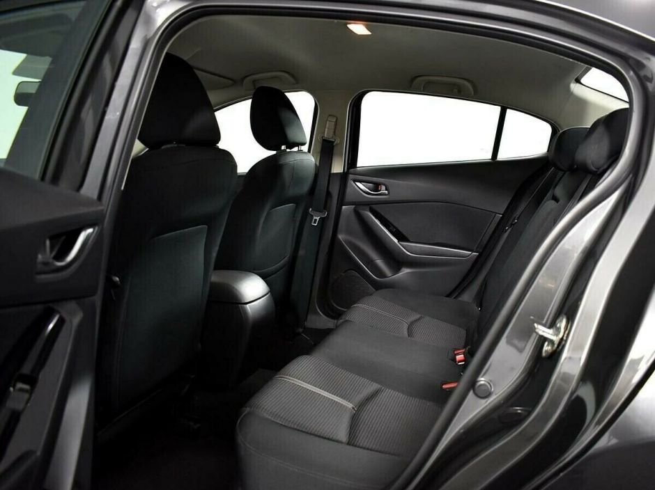 Mazda 3, 1.5 л, АТ, 2016 фото 1