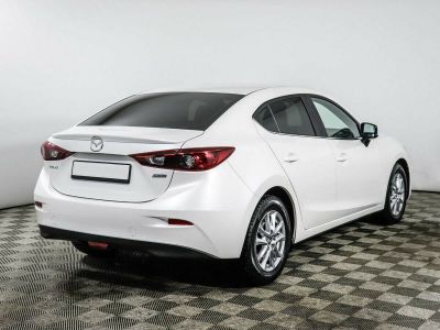 Mazda 3, 1.5 л, АКПП, 2018 фото 5