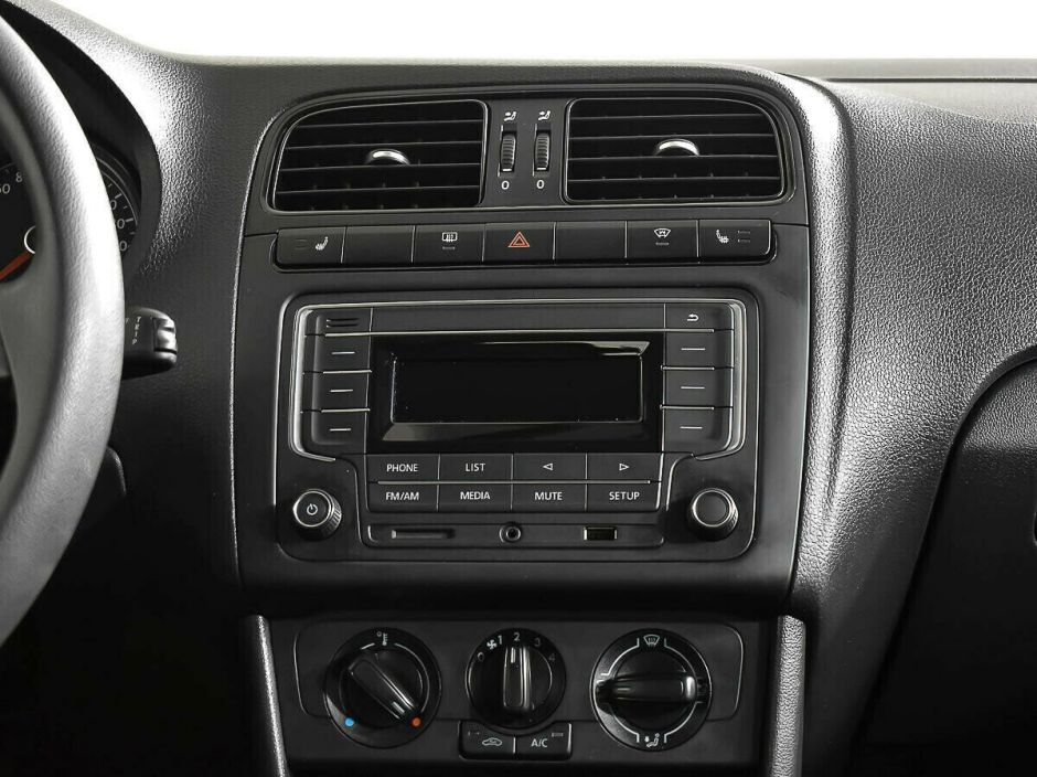 Volkswagen Polo, 1.6 л, МТ, 2017 фото 2