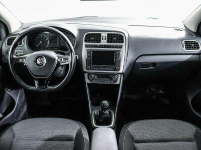 Volkswagen Polo, 1.6 л, МКПП, 2019 фото 7