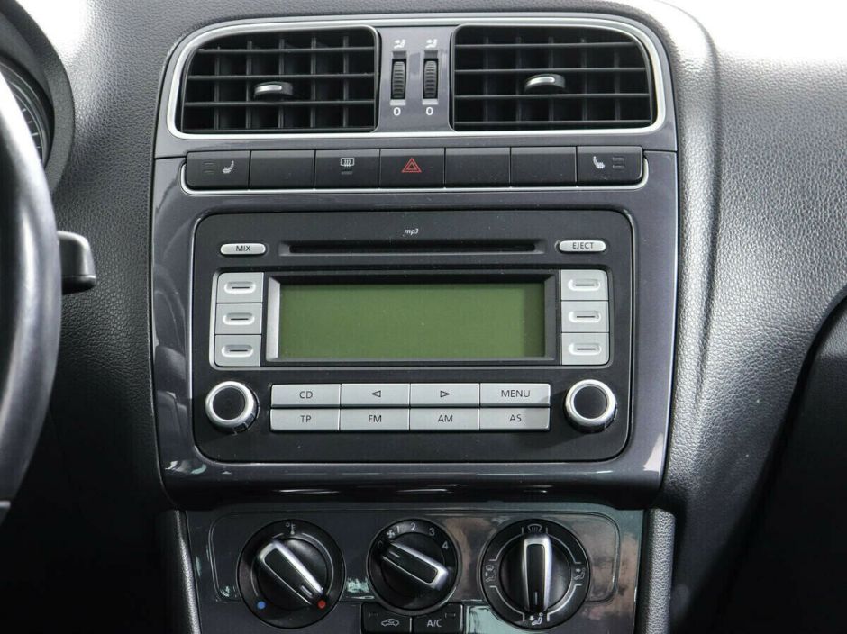 Volkswagen Polo, 1.6 л, АТ, 2017 фото 8