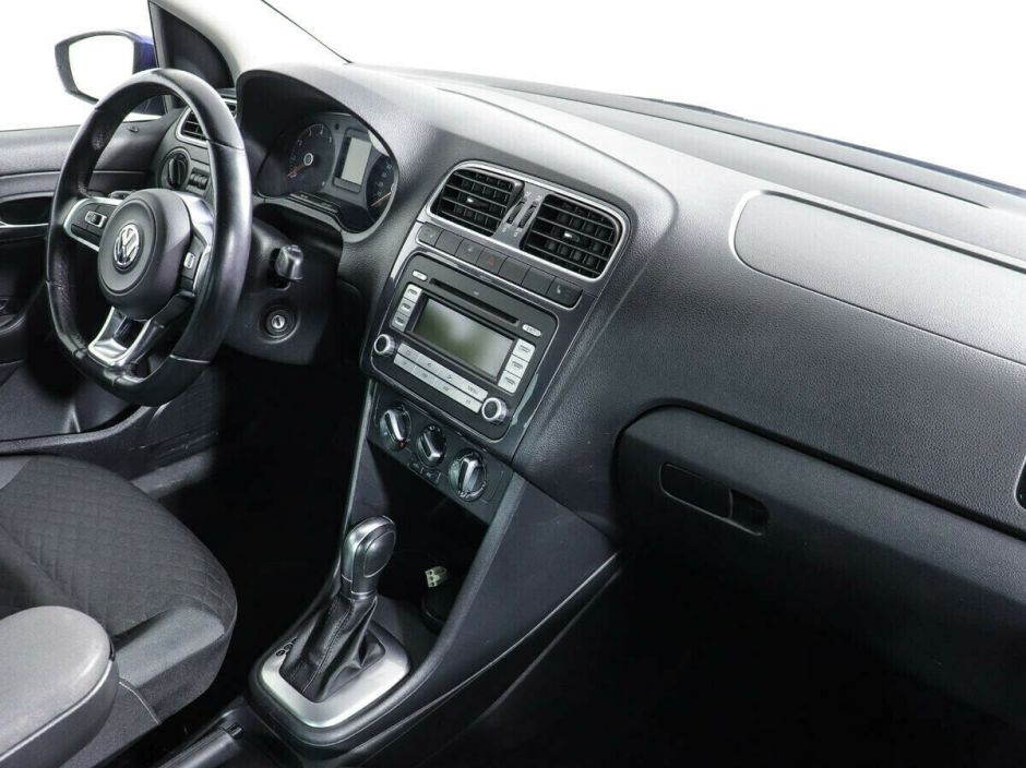 Volkswagen Polo, 1.6 л, АТ, 2017 фото 2