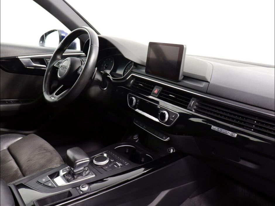 Audi A4, 2.0 л, Робот, 2016 фото 2