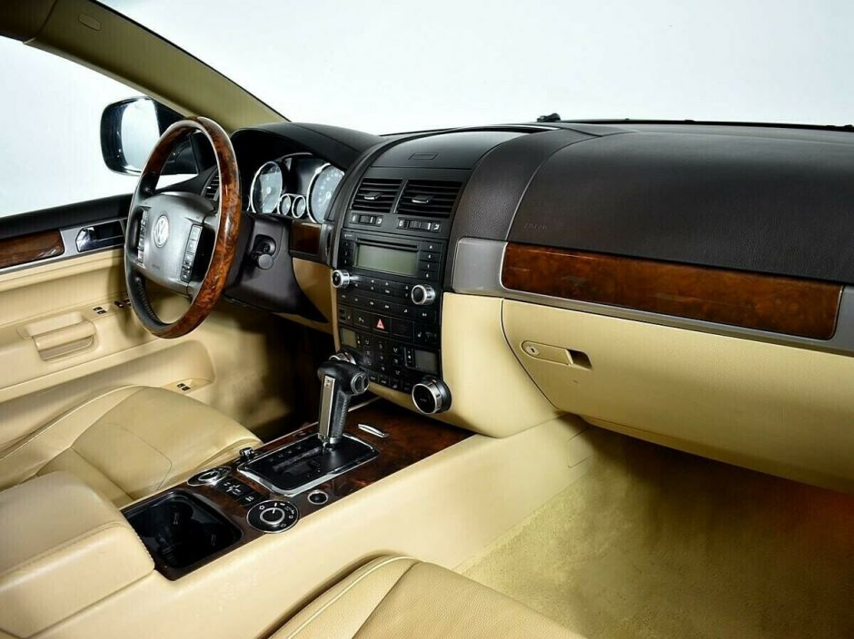 Volkswagen Touareg, 3.0 л, АТ, 2007 фото 2