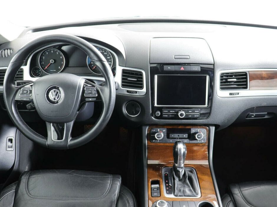 Volkswagen Touareg, 3.6 л, АТ, 2010 фото 9