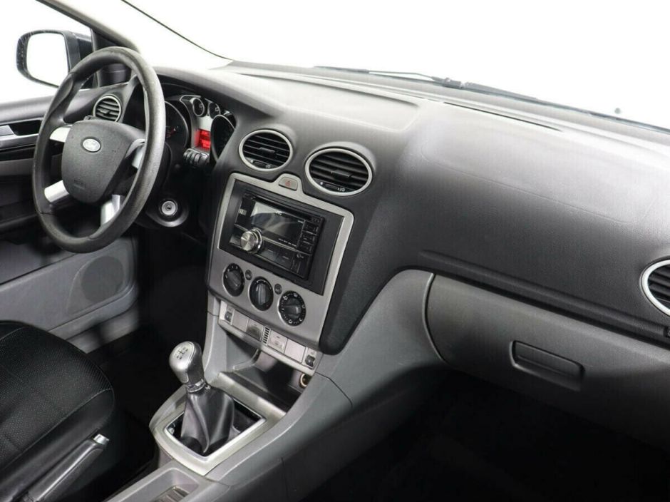 Ford Focus, 1.6 л, МТ, 2011 фото 7