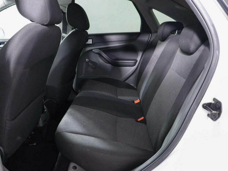 Ford Focus, 2.0 л, АТ, 2011 фото 8