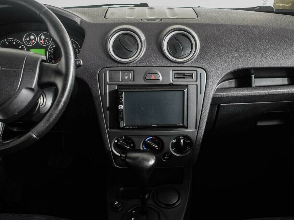 Ford Fusion, 1.6 л, АТ, 2009 фото 2