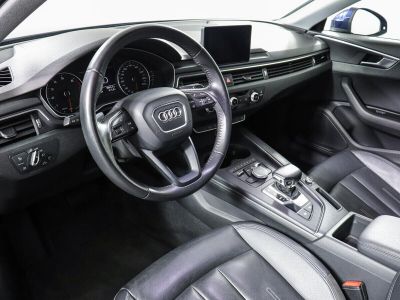 Audi A4, 2.0 л, РКПП, 2019 фото 7