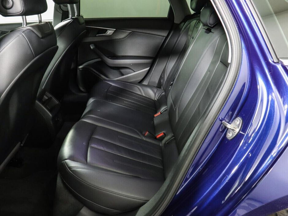 Audi A4, 2.0 л, Робот, 2019 фото 1