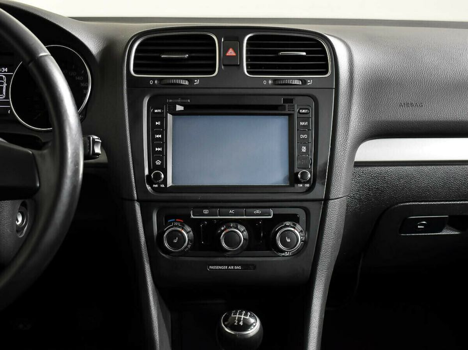 Volkswagen Golf, 1.6 л, МТ, 2012 фото 1