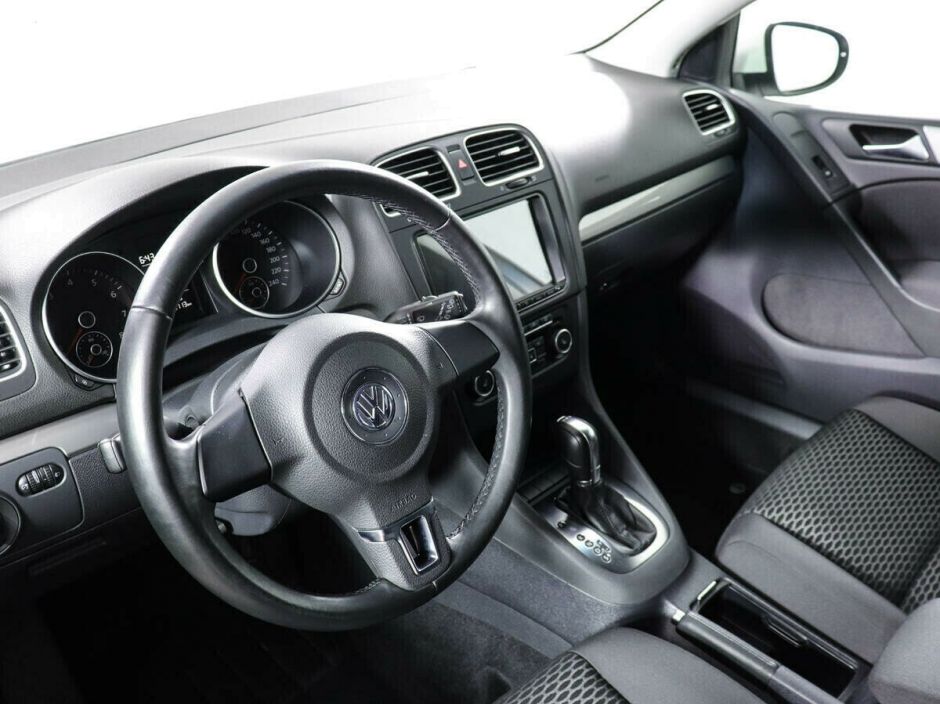Volkswagen Golf, 1.2 л, Робот, 2011 фото 4