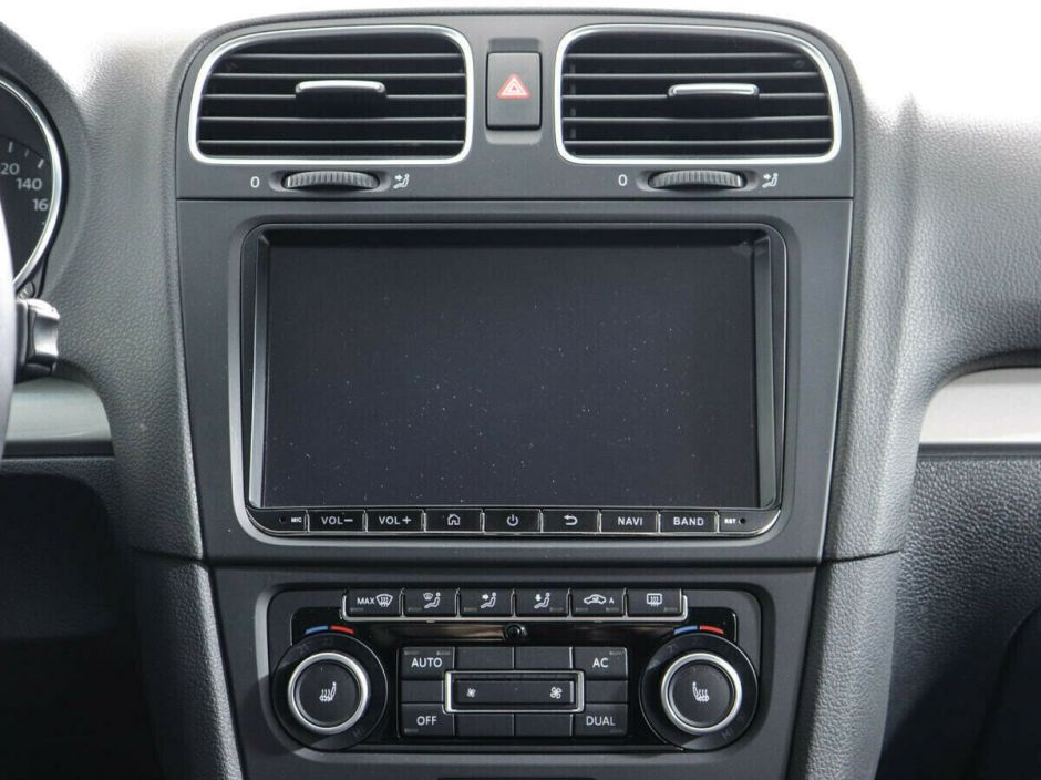 Volkswagen Golf, 1.2 л, Робот, 2011 фото 1