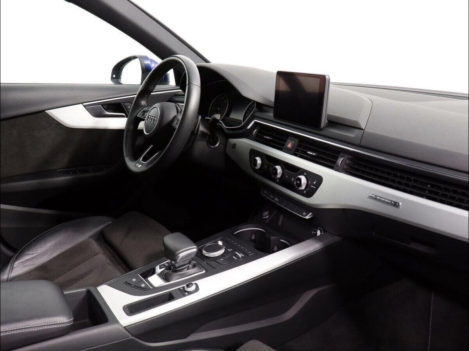 Audi A4, 2.0 л, Робот, 2019 фото 2