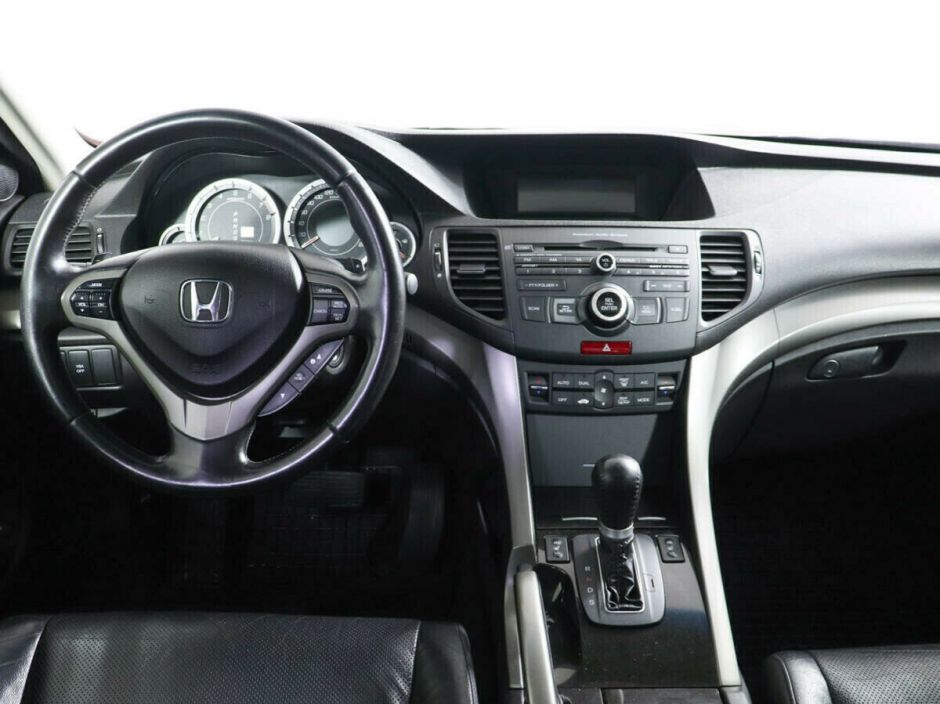 Honda Accord, 2.4 л, АТ, 2010 фото 2