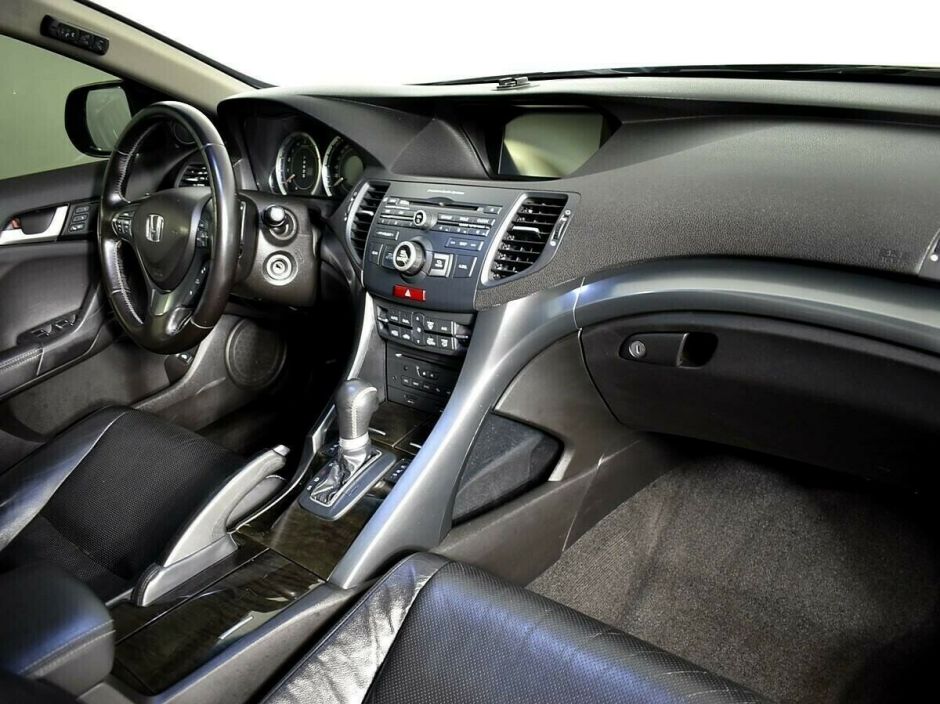 Honda Accord, 2.4 л, АТ, 2011 фото 1