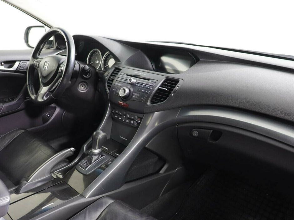 Honda Accord, 2.4 л, АТ, 2012 фото 2