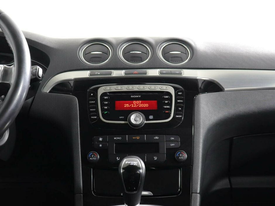 Ford S-MAX, 2.0 л, Робот, 2011 фото 2