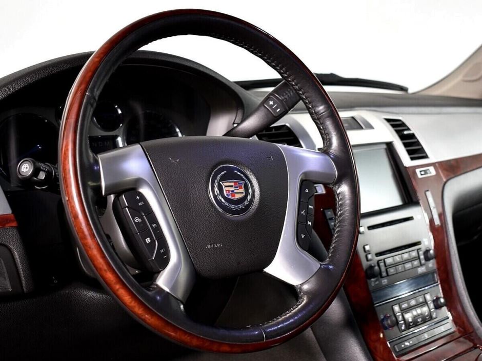 Cadillac Escalade, 6.2 л, АТ, 2010 фото 7