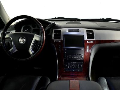 Cadillac Escalade, 6.2 л, АКПП, 2010 фото 8