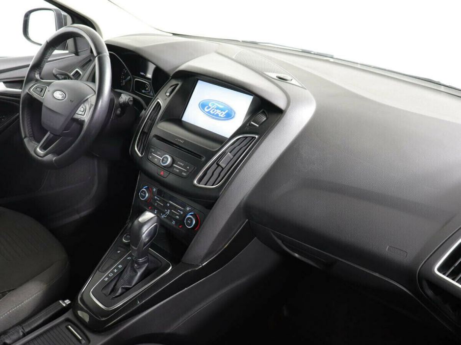 Ford Focus, 1.6 л, Робот, 2017 фото 1