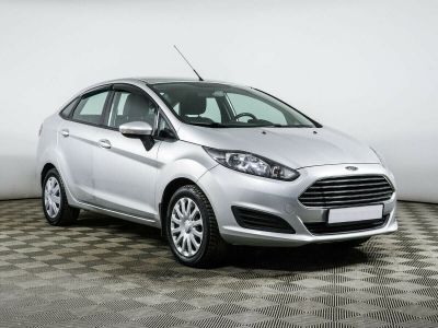 Ford Fiesta, 1.6 л, РКПП, 2015 фото 4