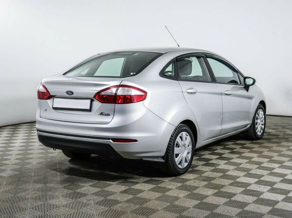 Ford Fiesta, 1.6 л, Робот, 2015 фото 5