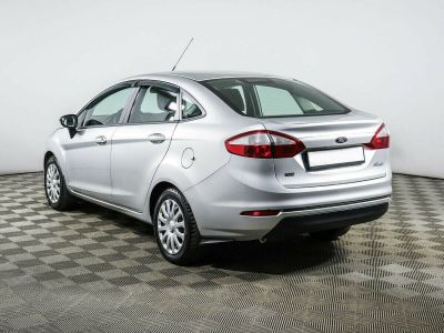 Ford Fiesta, 1.6 л, РКПП, 2015 фото 6