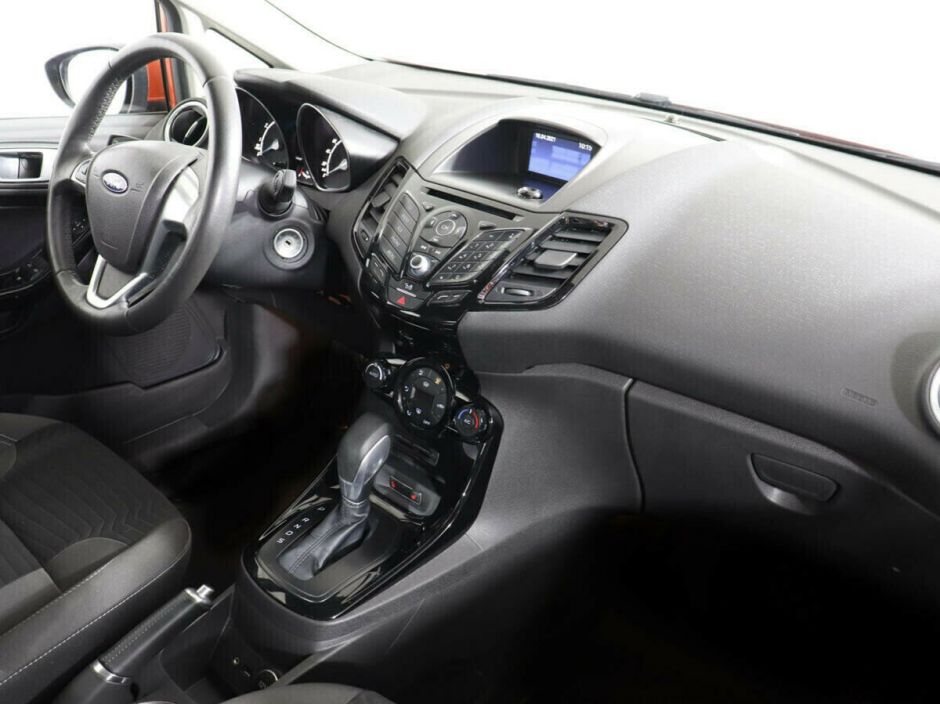 Ford Fiesta, 1.6 л, Робот, 2017 фото 7