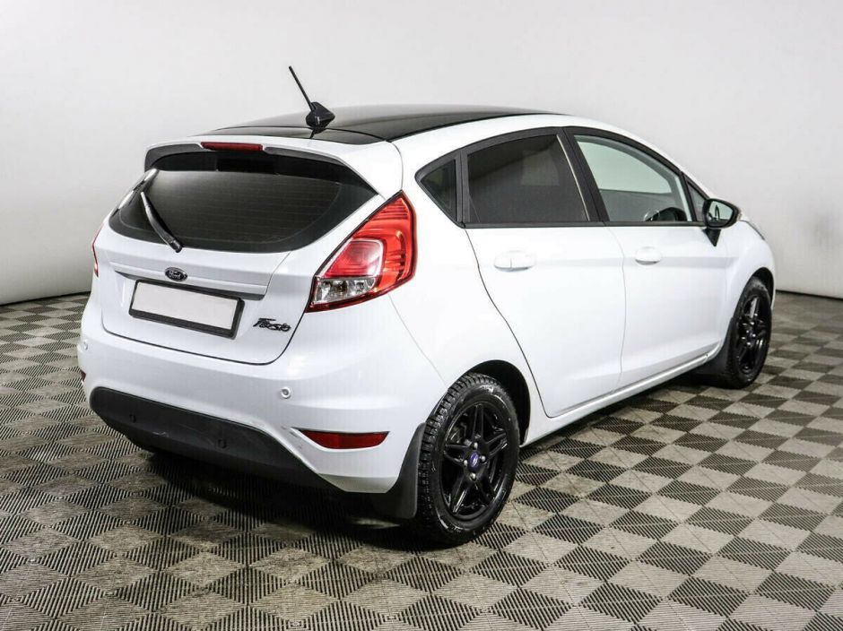 Ford Fiesta, 1.6 л, Робот, 2017 фото 5
