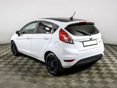 Ford Fiesta, 1.6 л, РКПП, 2017 фото 6