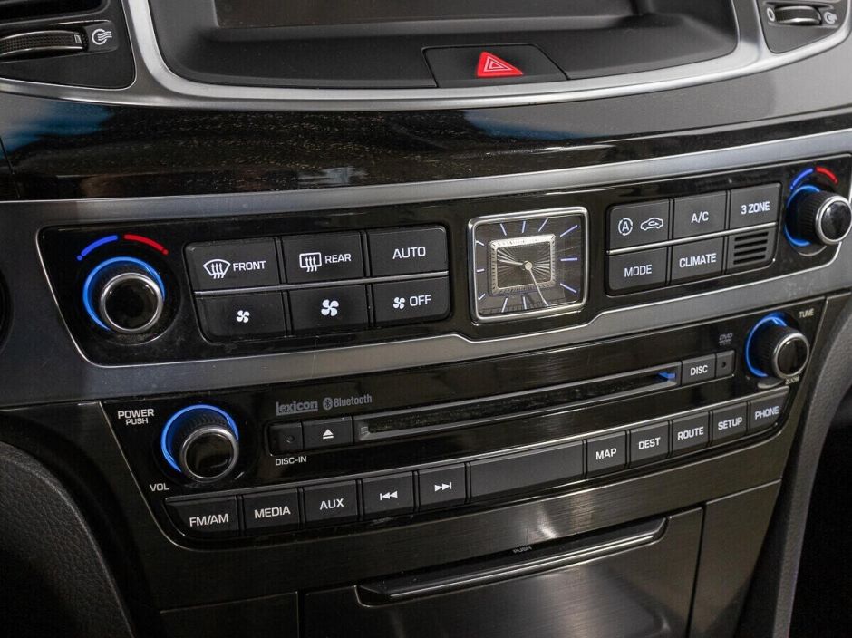 Hyundai Equus, 3.8 л, АТ, 2014 фото 10