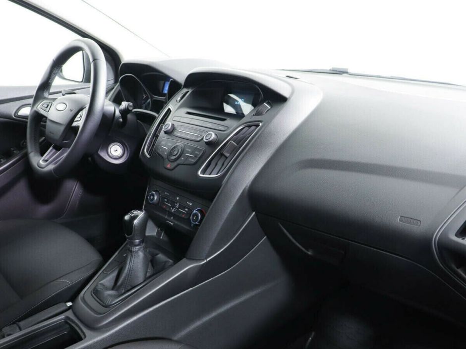 Ford Focus, 1.6 л, МТ, 2016 фото 10