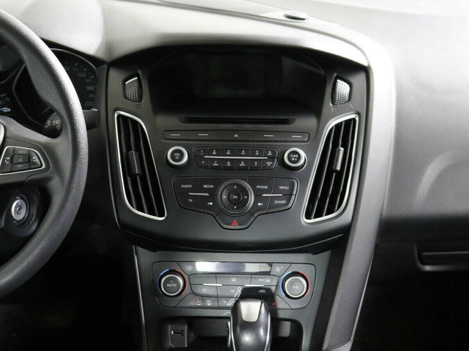 Ford Focus, 1.6 л, Робот, 2016 фото 2