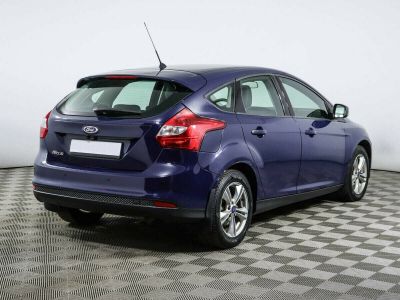 Ford Focus, 1.6 л, РКПП, 2012 фото 5