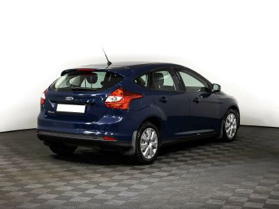 Ford Focus, 1.6 л, РКПП, 2013 фото 5