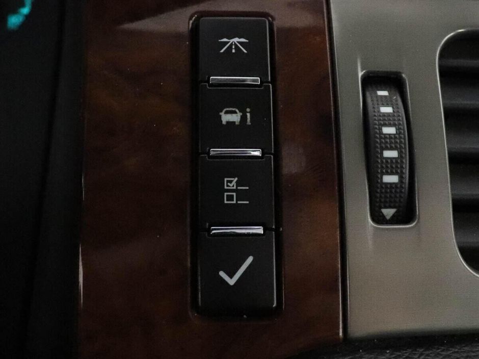 Chevrolet Tahoe, 5.3 л, АТ, 2010 фото 14