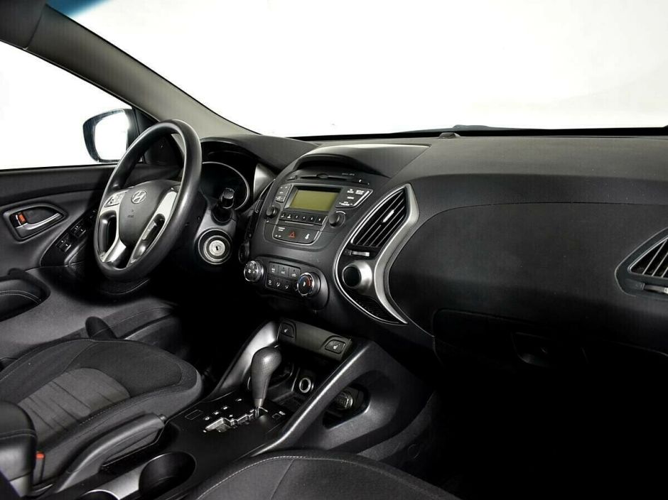 Hyundai ix35, 2.0 л, АТ, 2014 фото 2