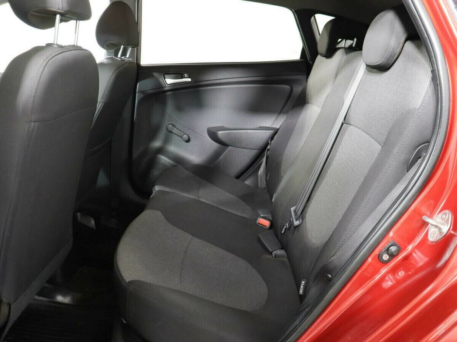 Hyundai Solaris, 1.4 л, МТ, 2013 фото 1