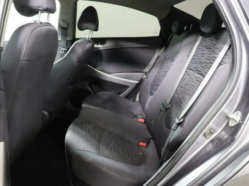 Hyundai Solaris, 1.6 л, МТ, 2016 фото 7