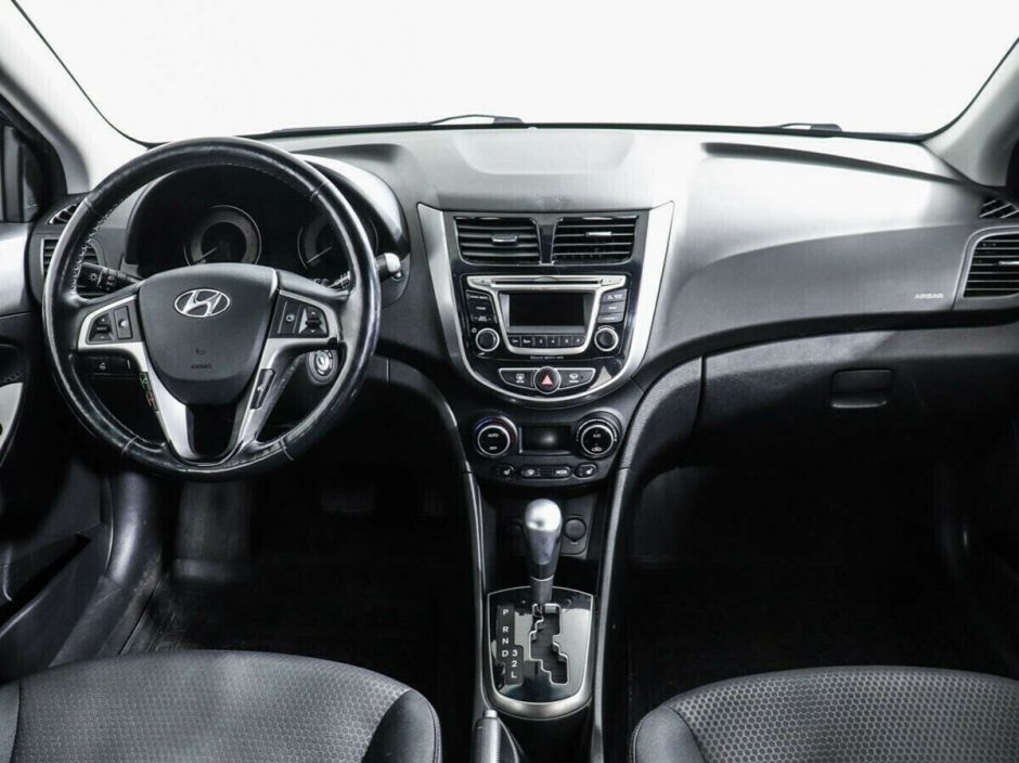 Hyundai Solaris, 1.4 л, АТ, 2015 фото 8