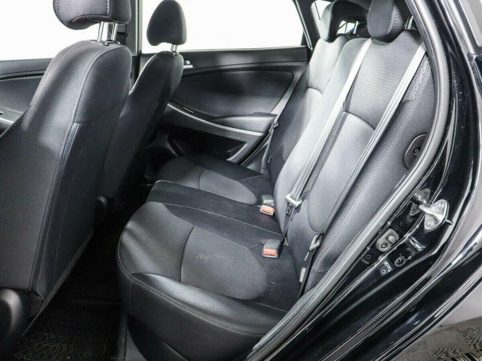 Hyundai Solaris, 1.4 л, АТ, 2015 фото 2