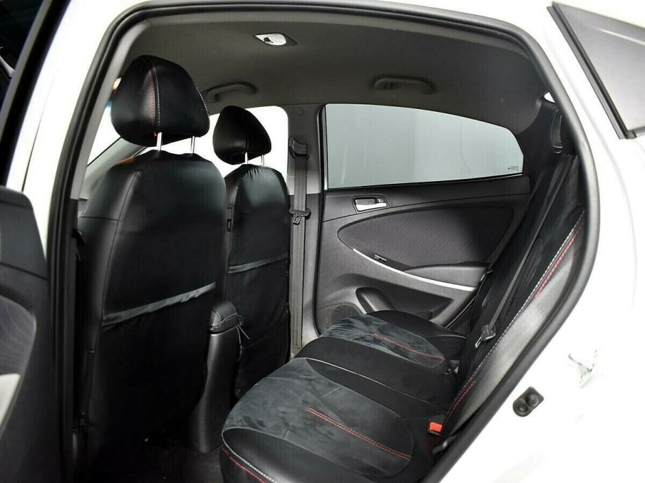 Hyundai Solaris, 1.6 л, АТ, 2016 фото 2