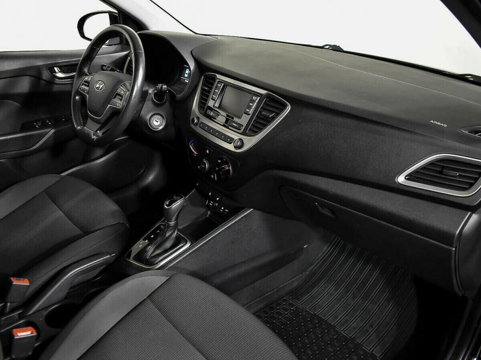 Hyundai Solaris, 1.6 л, АТ, 2017 фото 1