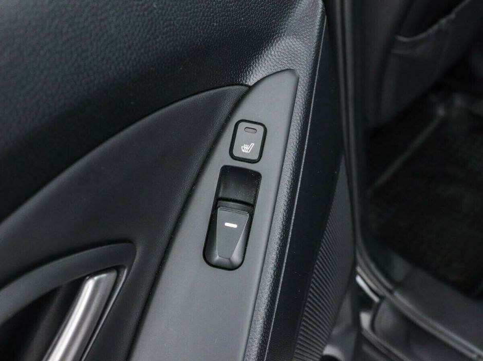 Hyundai ix35, 2.0 л, АТ, 2013 фото 10